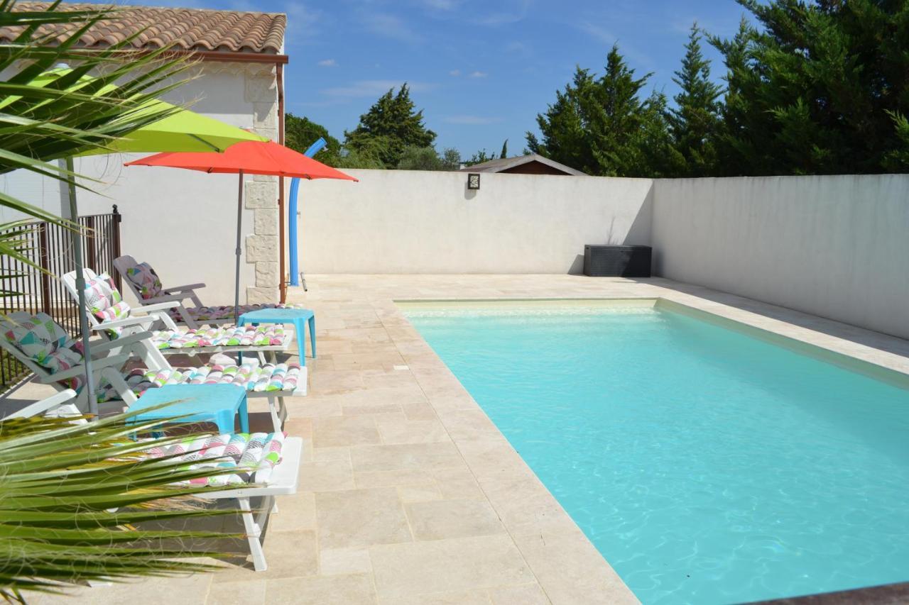 Joli Appartement Au Calme Entre Nimes Et Avignon Meynes Екстер'єр фото